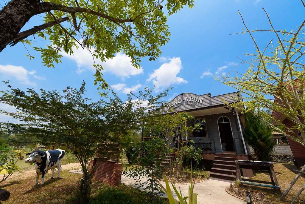 Cowboy Farm Resort Pattaya Ban Huai Yai Esterno foto