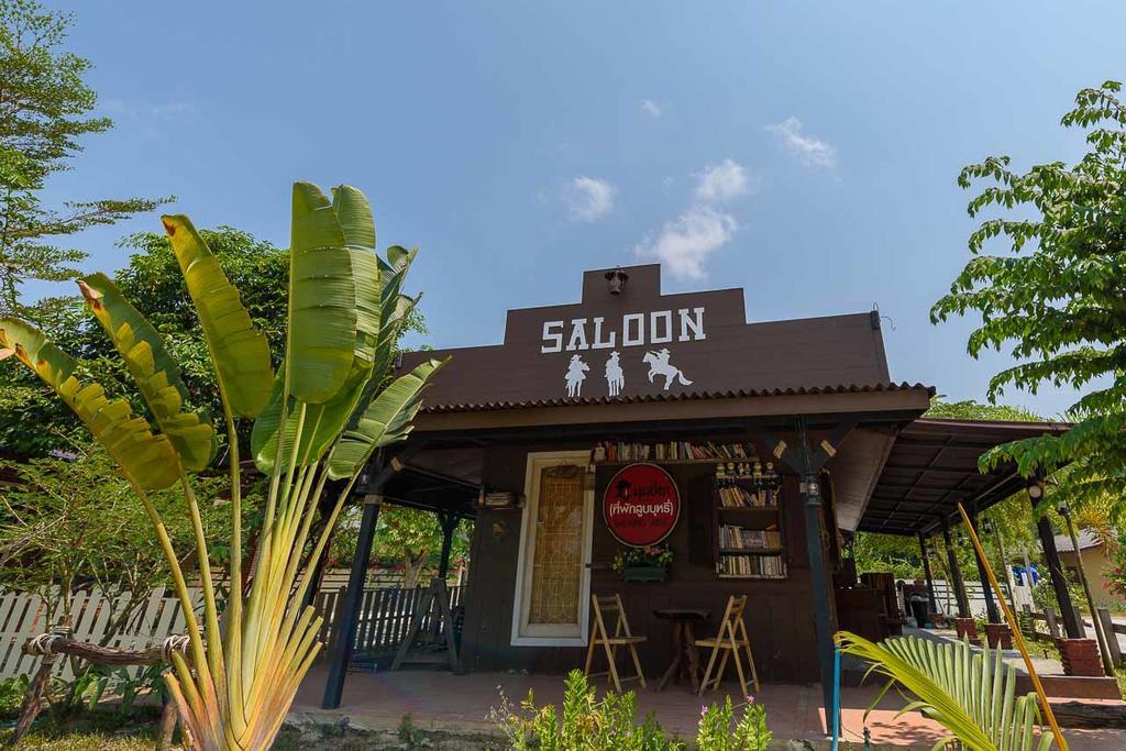 Cowboy Farm Resort Pattaya Ban Huai Yai Esterno foto
